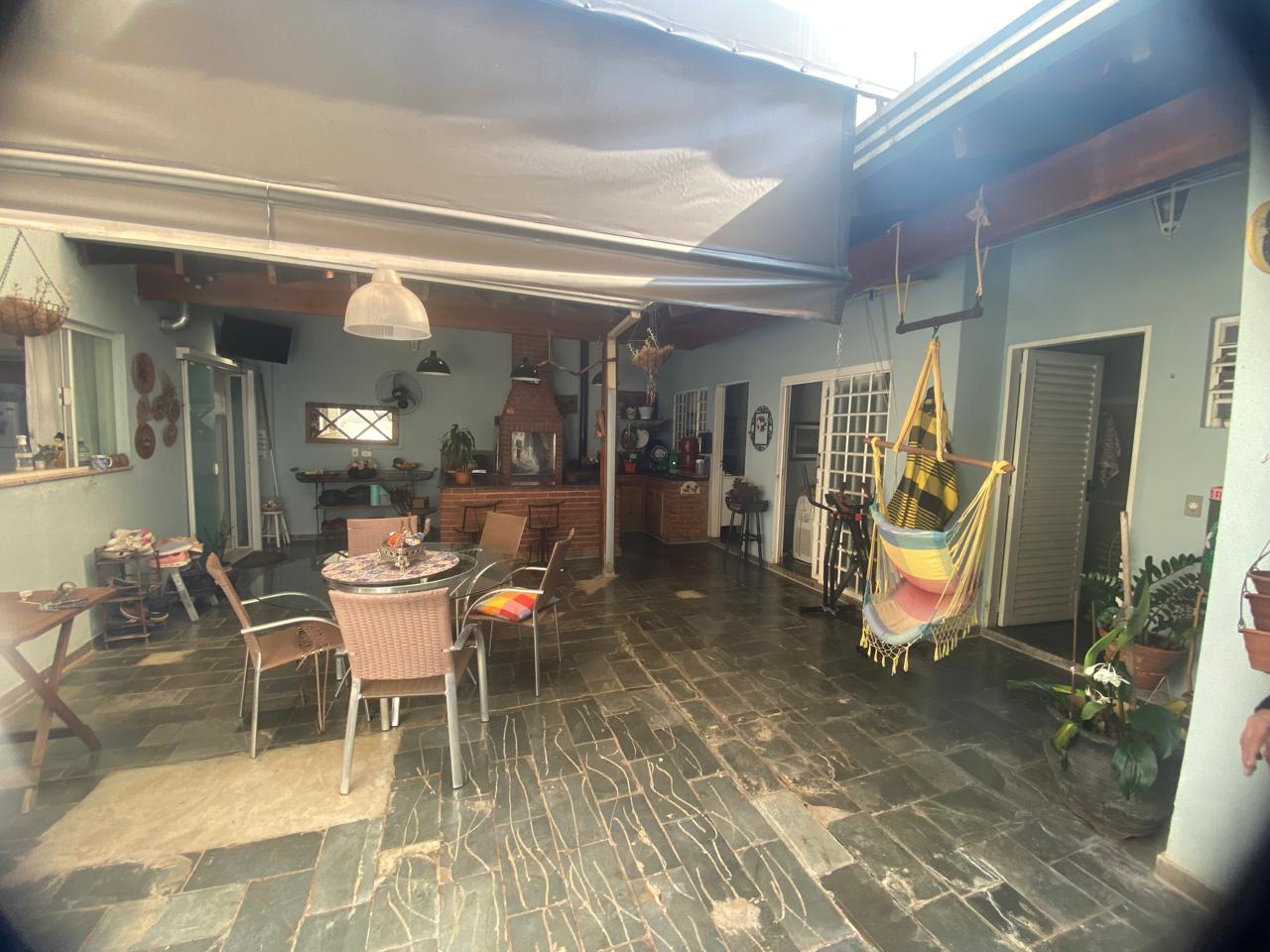 foto do anúncio Sobrado em condomínio, próximo ao Aeroporto e HU